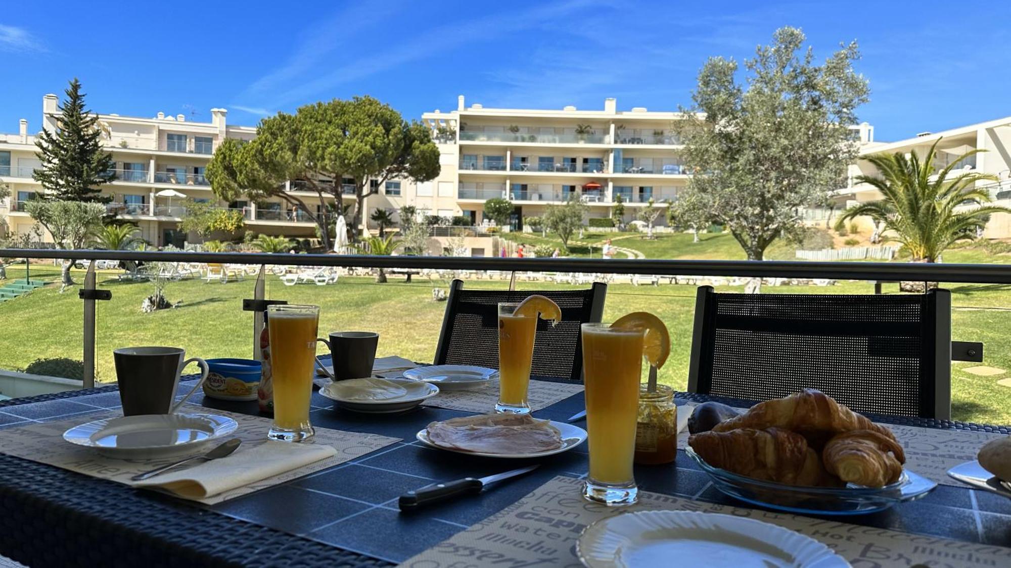 Charmant appartement a 1km de la plage, avec piscine a Albufeira Extérieur photo